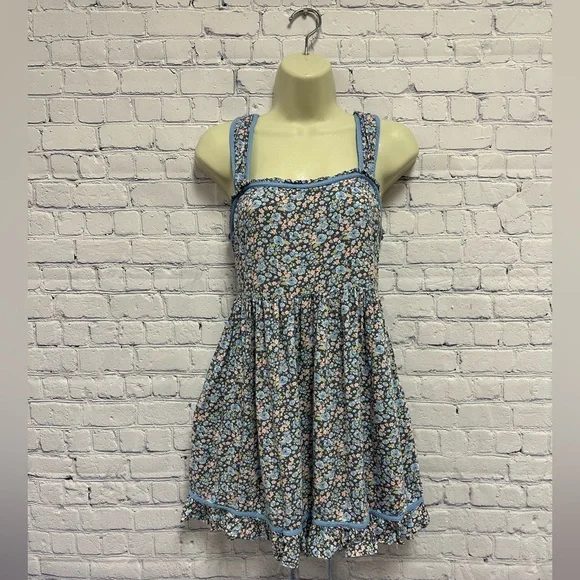 American Eagle Outfitters Blue Floral Babydoll Mini Dress Size Medium - Picture 2 of 8